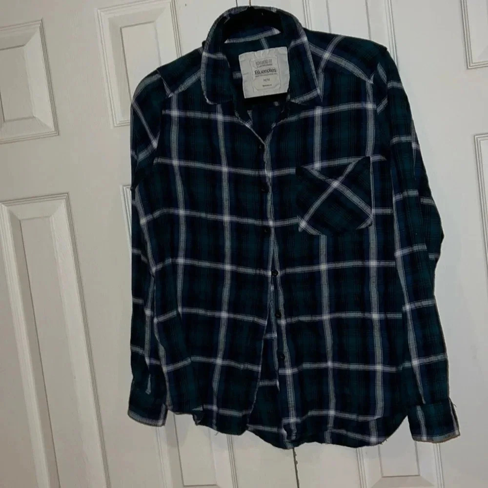 Bluenotes boyfriend fit long sleeve plaid long sleeve shirt Sz M